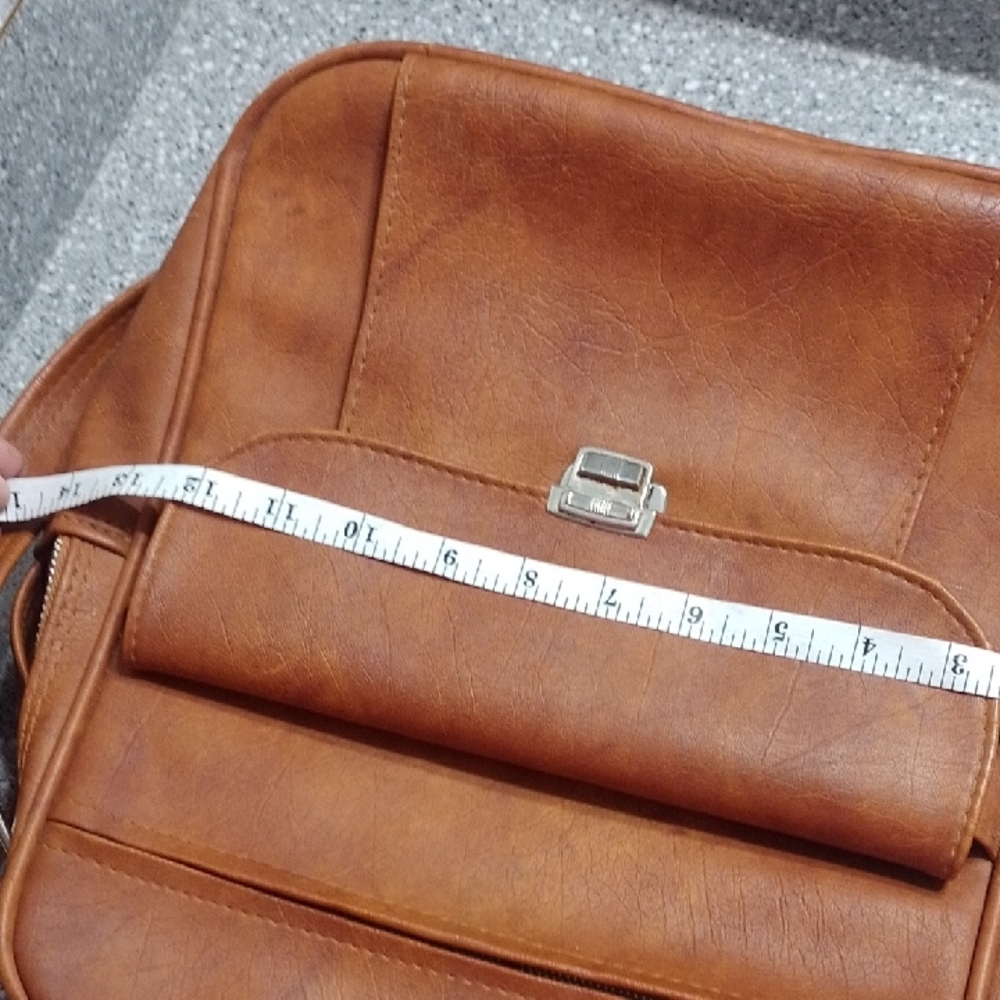 Samsonite Brown Messenger Bag with Adjustable Strap - Picture 8 of 14